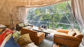 Living area - Nakatsugawa Glamping Morinosora (Nakatsugawa)