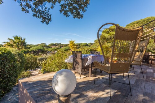 Studio « Chambre Soleil » avec vue mer, piscine partagée et Wi-Fi
