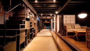 Interior - Akanesasu Hizen Hamashuku (Kashima)