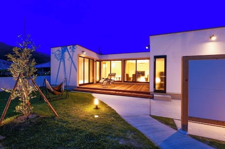 Terrace/patio. Villa South Coast Shima