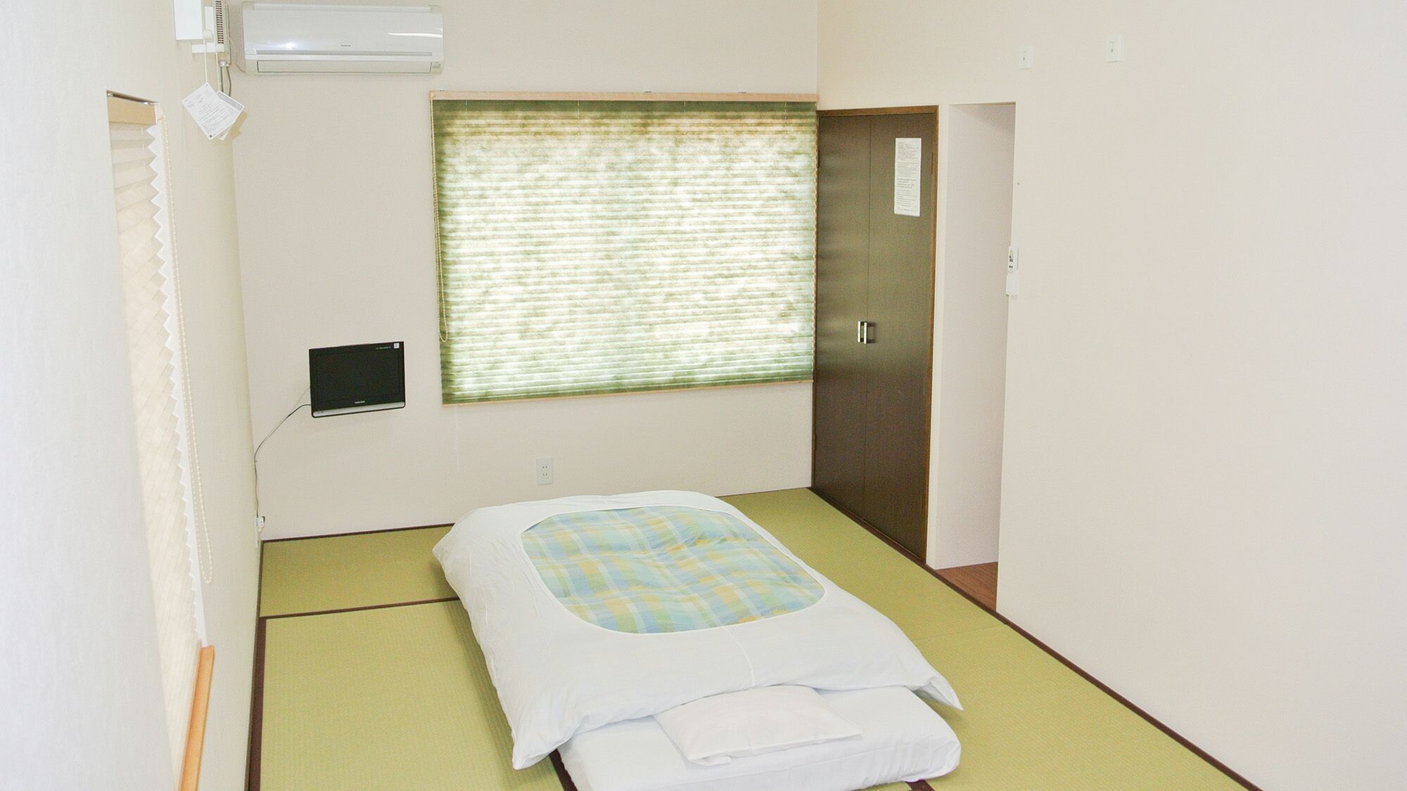 書桌、熨斗/熨衣板