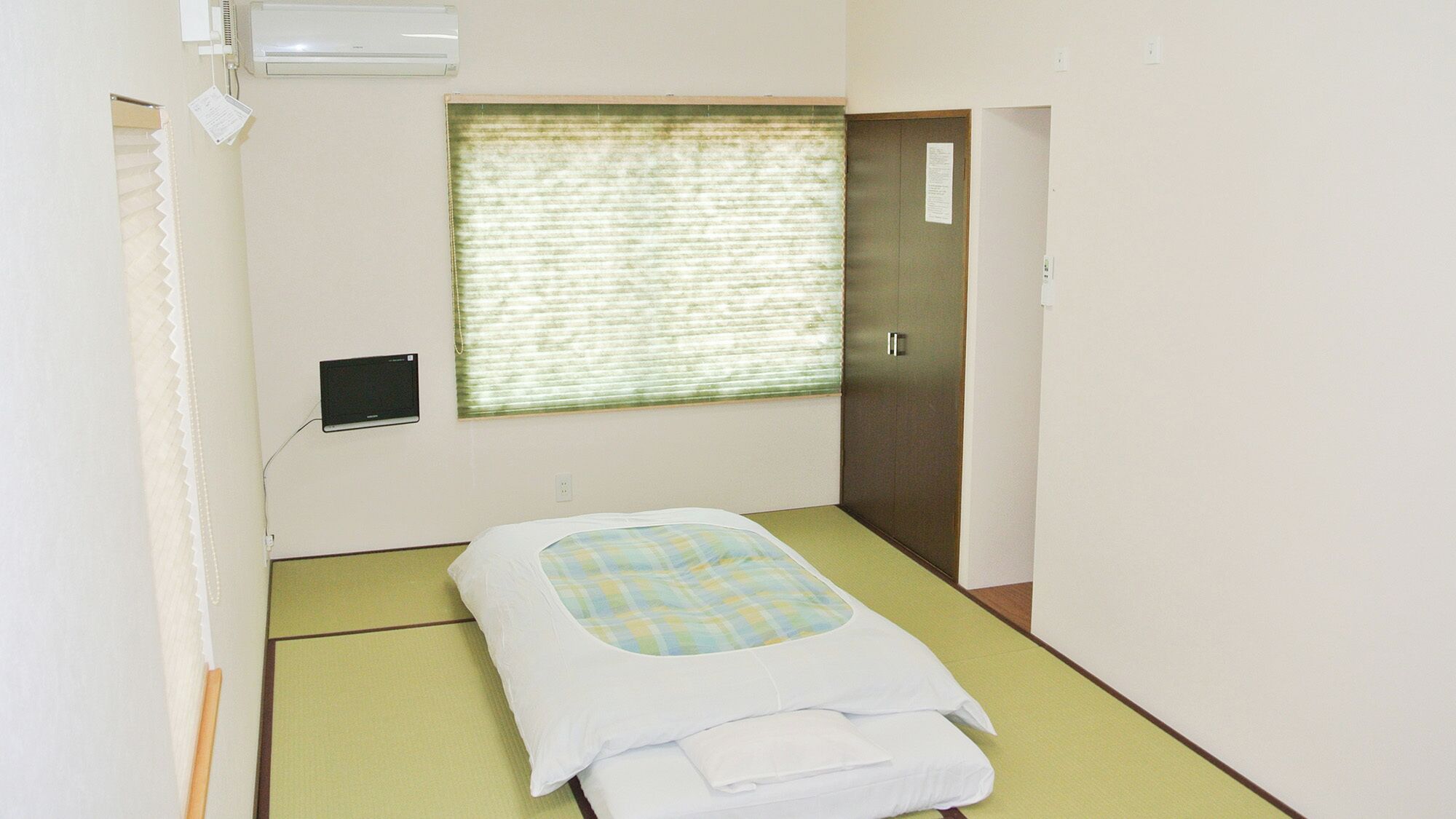 書桌、熨斗/熨衣板