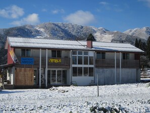 Unclassified image, 2 of 32, button - Guest House Amigo (Toyooka)