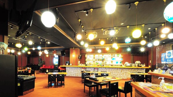 Bar (on property) - Hotel Art Avenue (Miyakojima)