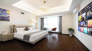 City Double Room, City View | Desk, soundproofing, free WiFi, bed sheets