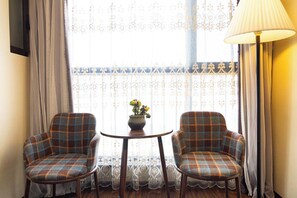 Classic Double Room, City View | Desk, soundproofing, free WiFi, bed sheets - Sunlight Apartment-Color TV Tower (Shenyang)