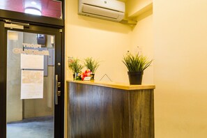 Lobby - Mr.kinjo in Arcade Ange Miona (Naha)