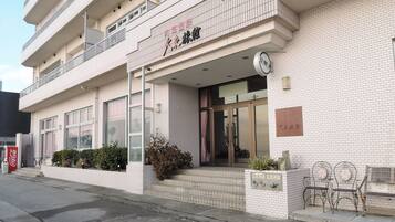 Perincian bahagian luar