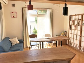 Living area - Tsushima White House (Tsushima)