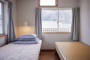 Room - Tsushima White House (Tsushima)