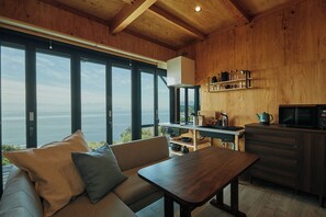 Living area - Hiuchi (Mitoyo)