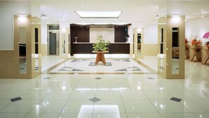 Lobby - Hotel West Court Amami (Amami)