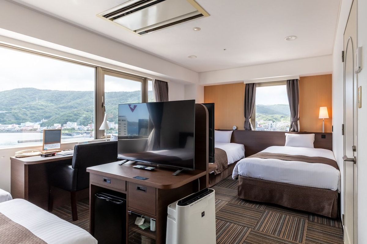 Deluxe Quad Room Upper Floor