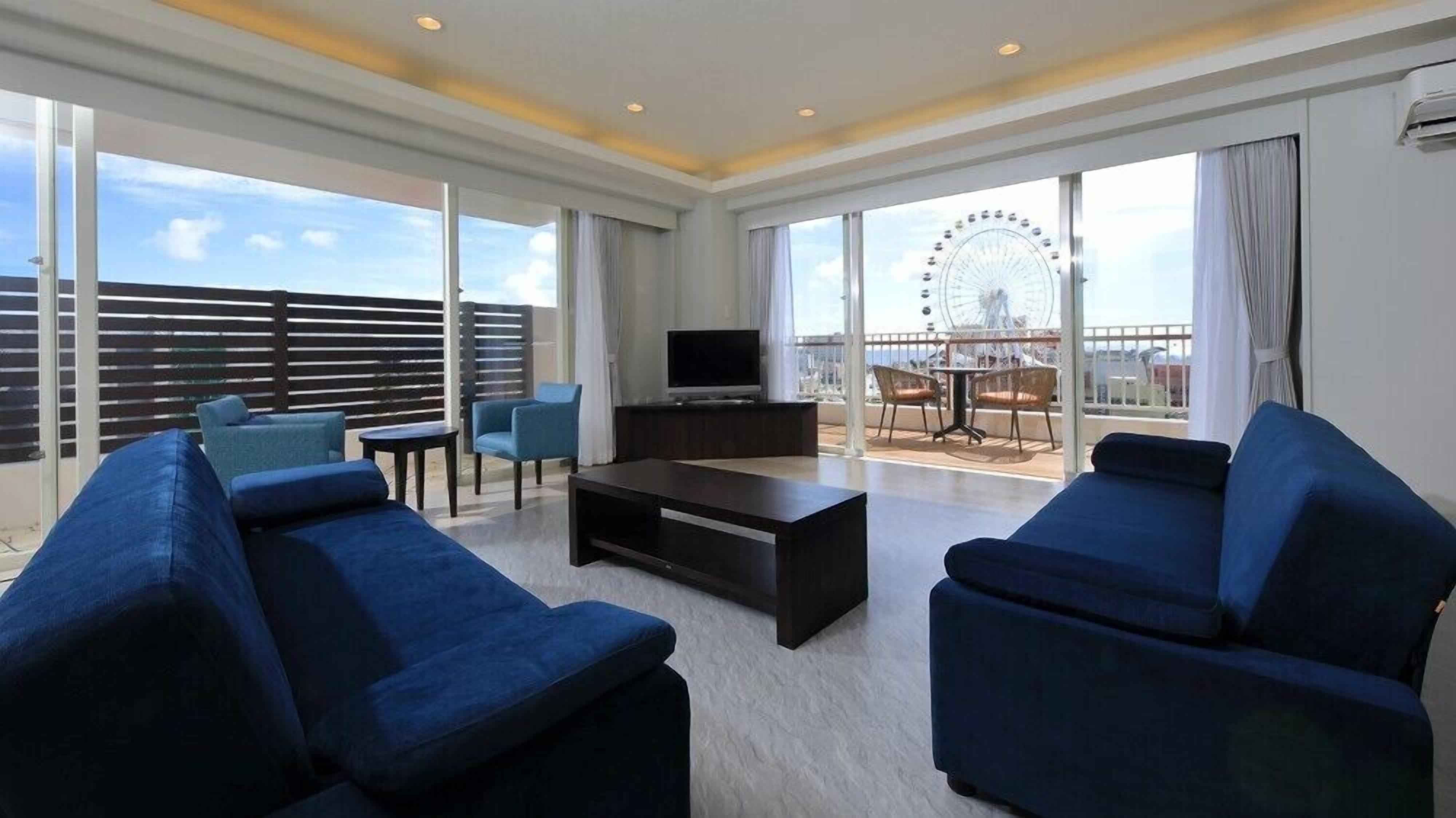 Living area | TV