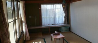 Kujukurihama Shirako Youth Hostel