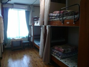 Room - Kujukurihama Shirako Youth Hostel (Shirako)