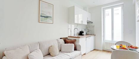 Smart TV, offices