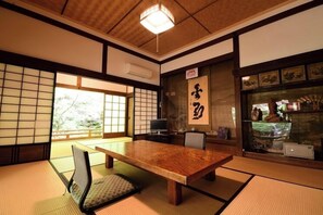 Dining - Koyasan Hojo-in Temple Lodging (Koya)