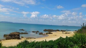ชายหาด