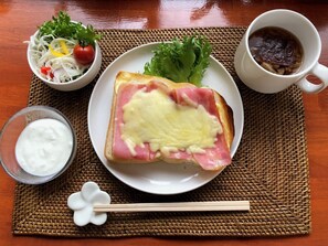 Breakfast meal - Guest House Yamatoji (Kashihara)