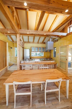 Dining - Izumibaru House (Nakijin)