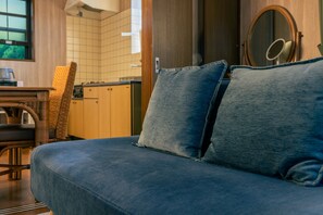 Living area - Holiday House Morino Kakurega (Ito)