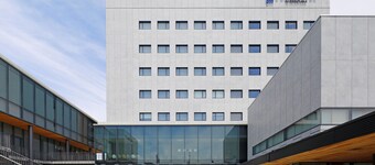 S Cube Hotel by Shiroyama