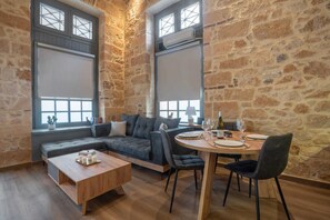 Interior - Pileas Boutique, Apartment (Aegina)