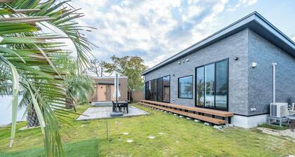 Wat Resort Seafront Okunoto