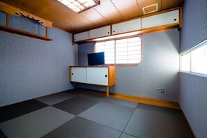 Interior - Tocoro. Mt. Fuji Hazuki (Fujikawaguchiko)