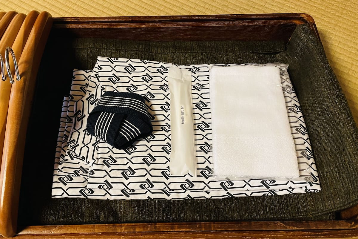 Bathroom amenities