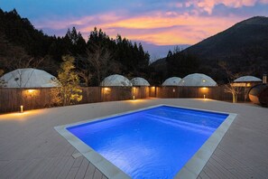 Pool - La Nature (Sano)