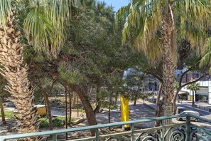 Property grounds - Family apartment in Juan les Pins (Antibes)