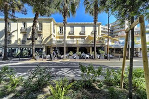 Exterior - Family apartment in Juan les Pins (Antibes)