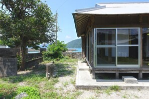 Exterior - Denpaku Lily no Ie <amamioshima> (Setouchi)