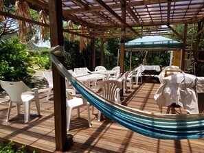 Outdoor dining - House Hotel Amami Minpaku Mura & Sauna (Amami)