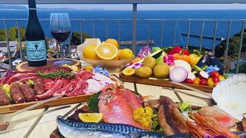 Tempat makan outdoor