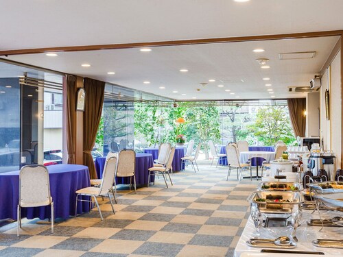 Sanjo Royal Hotel