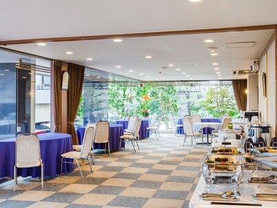 Sanjo Royal Hotel