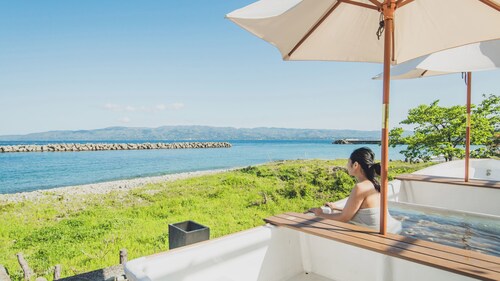 Akiyato Sea Side Tsubaki