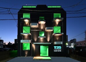 Exterior - T25 (Miyazaki)