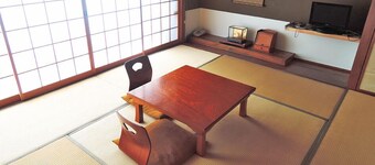 Yayoi Ryokan