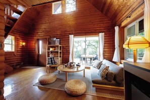 Living area - Etowa Kasama (Kasama)