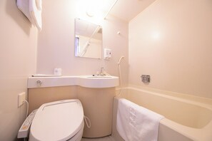 Hair dryer, soap, shampoo - Main Hotel (Miyakonojo)