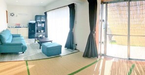 TV, pay films - Island Hills Sesoko (Motobu)