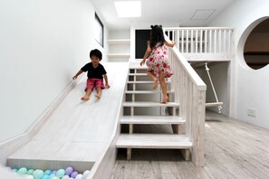 Children’s area - The Stella Hamahiga (Uruma)