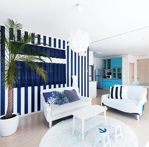 Living area - Sea Shell Vacation House (Shimoda)