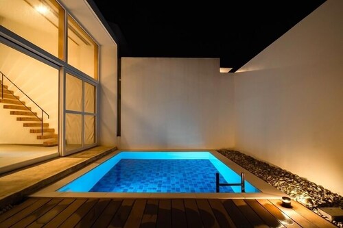 Villa de Fleur Secret Villas