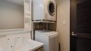 Interior - Ahman Inn Island Yagaji (Nago)