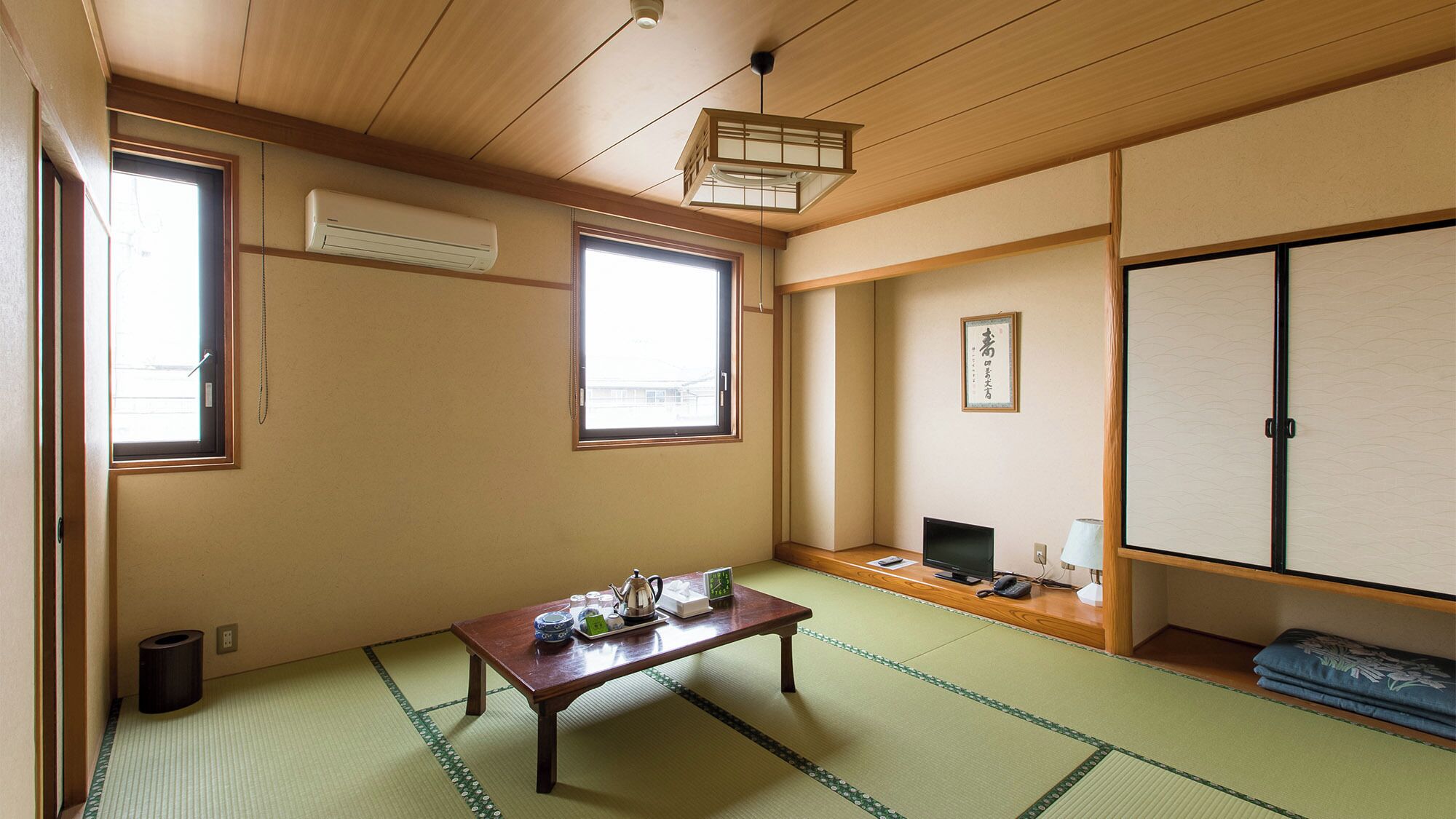 Living area | TV